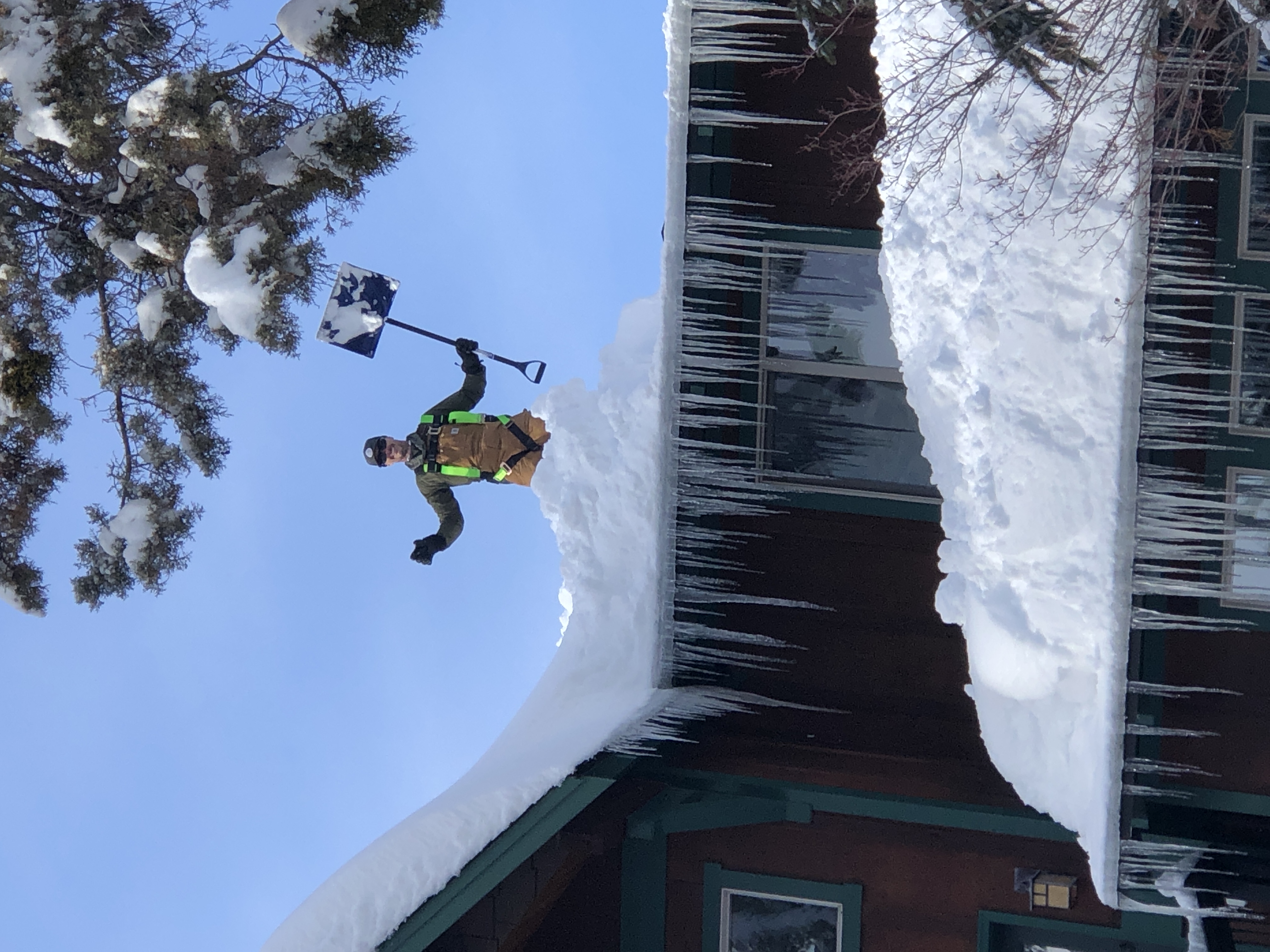 Roof Snow Removal